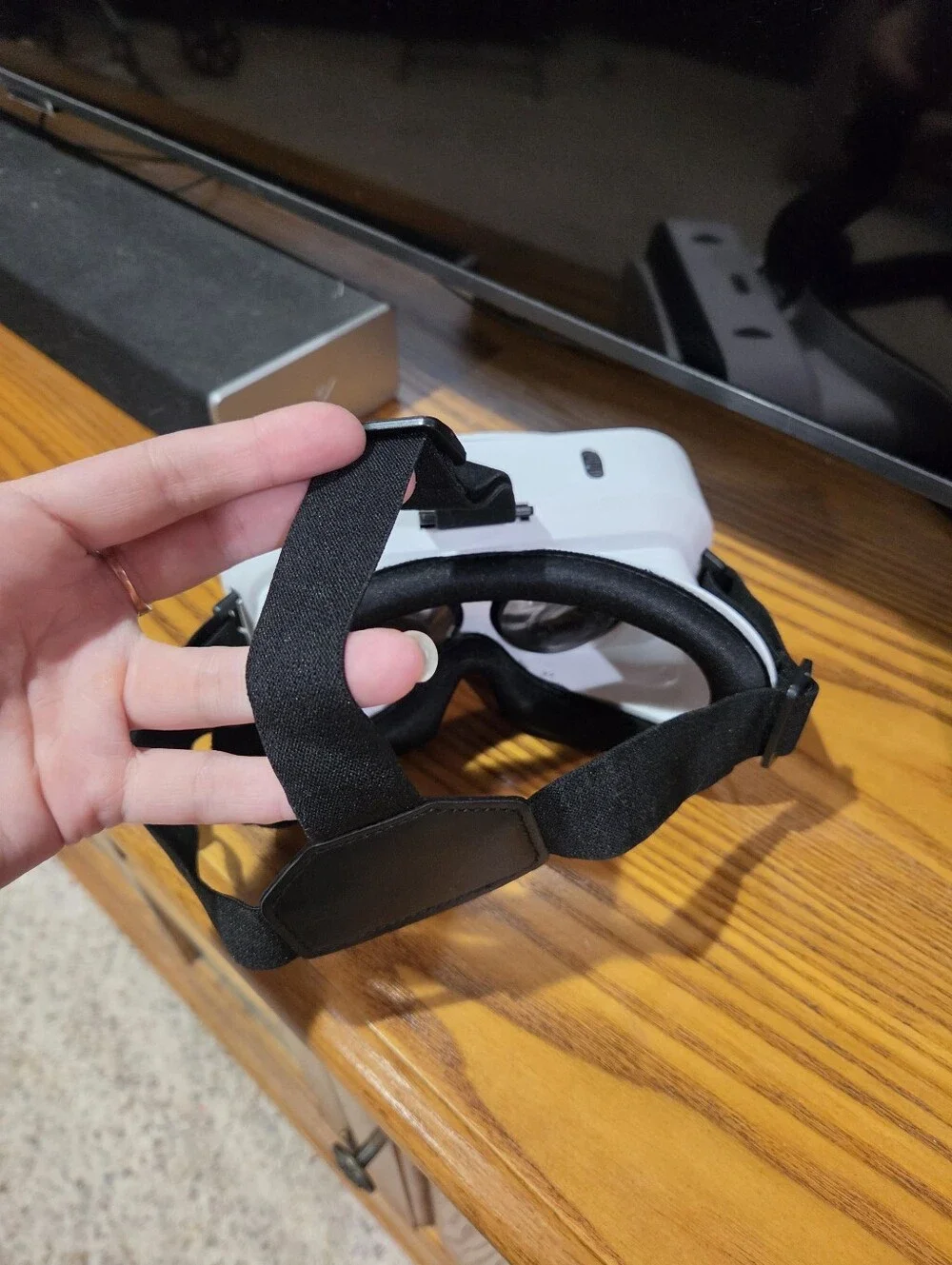 VR Shinecon White Smartphone VR Headset - Comfortable Mobile Virtual Reality